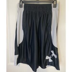 Under Armour men's medium basketball shorts